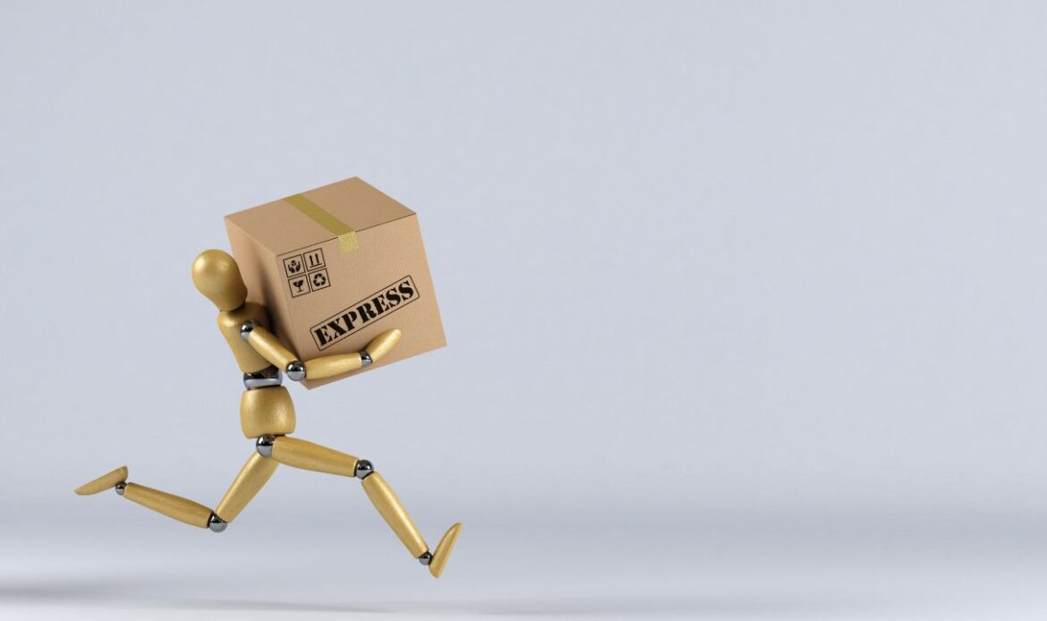 express shipping uae